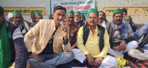 तहसीलदार के आदेश के बाद भी ग्राम समाज की भूमि से नहीं हटा अवैध कब्जा