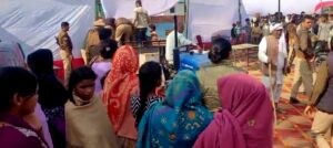 बिना अनुमति के आंबेडकर मूर्ति की स्थापना को लेकर ग्रामीणों में आक्रोश,हंगामा