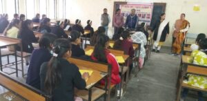 राजकीय गर्ल्स इंटर कॉलेज में स्पर्श कुष्ठ जागरूकता अभियान, दिलाई शपथ