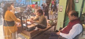 खाद्य विभाग टीम की छापेमारी से मचा हड़कंप, चार सैंपल भेजे प्रयोगशाला