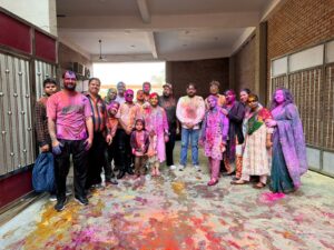 रंगों का पर्व होली ब्लूमिंगडेल स्कूल में अत्यंत ही हर्षाेल्लास से मनाया गया