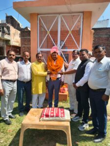 भाजपा जिला उपाध्यक्ष बनने पर संत गाडगे उत्थान समिति ने शाल उड़ाकर फूल मालाओं से किया भव्य स्वागत