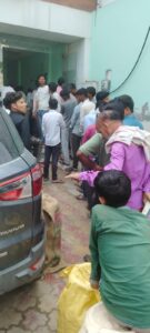 शुभ कृष्णा भारत गैस एजेंसी संचालक की दबंगई, कनेक्शन धारकों को गैस न मिलने से आक्रोश