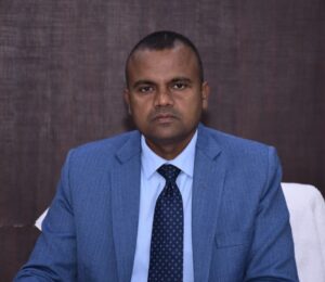 मण्डलीय समीक्षा बैठक में कमिश्नर भूपेंद्र एस चौधरी तेवर सख्त,बोले कागजी प्रगति नहीं,जमीनी काम दिखना चाहिए..