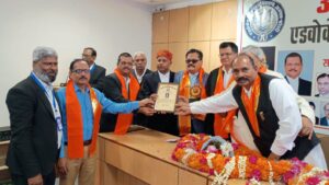 एडवोकेट बार एसोसिएशन बरेली का भव्य आयोजन, रोटरी भवन में जुटे सैकड़ों अधिवक्ता..