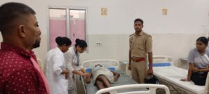 बृजमनगंज:रेलवे ट्रैक पर मिला घायल युवक, हालत गंभीर, जिला अस्पताल रेफर