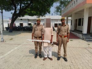 हवाई फ़ायरिंग मामले में बड़ी कार्रवाई, लाइसेंसी हथियार के साथ आरोपी दबोचा