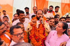 बदायूं पहुंचे भाजपा ब्रज क्षेत्र अध्यक्ष पूरन लाल लोधी ढोल-नगाड़ों हुआ स्वागत