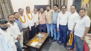 पत्रकारों ने एकजुट होकर एक बैठक का आयोजन किया