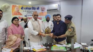 कांवड़ यात्रा की तैयारियों, विकास कार्यों और कानून व्यवस्था की कैबिनेट मंत्री धर्मपाल सिंह ने की समीक्षा, अधिकारियों को दिए सख्त निर्देश..