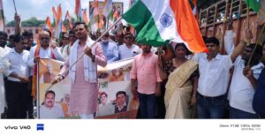 सहसवान में निकली विशाल तिरंगा यात्रा, देशभक्ति से सराबोर हुआ नगर