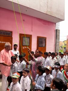 सहसवान में आदर्श जूनियर हाई स्कूल में हर्षोल्लास से मनाया गया स्वतंत्रता दिवस
