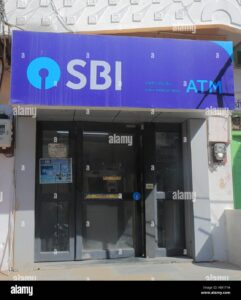दिनदहाड़े SBI एटीएम तोड़ने की कोशिश नाकाम, पुलिस खंगाल रही CCTV